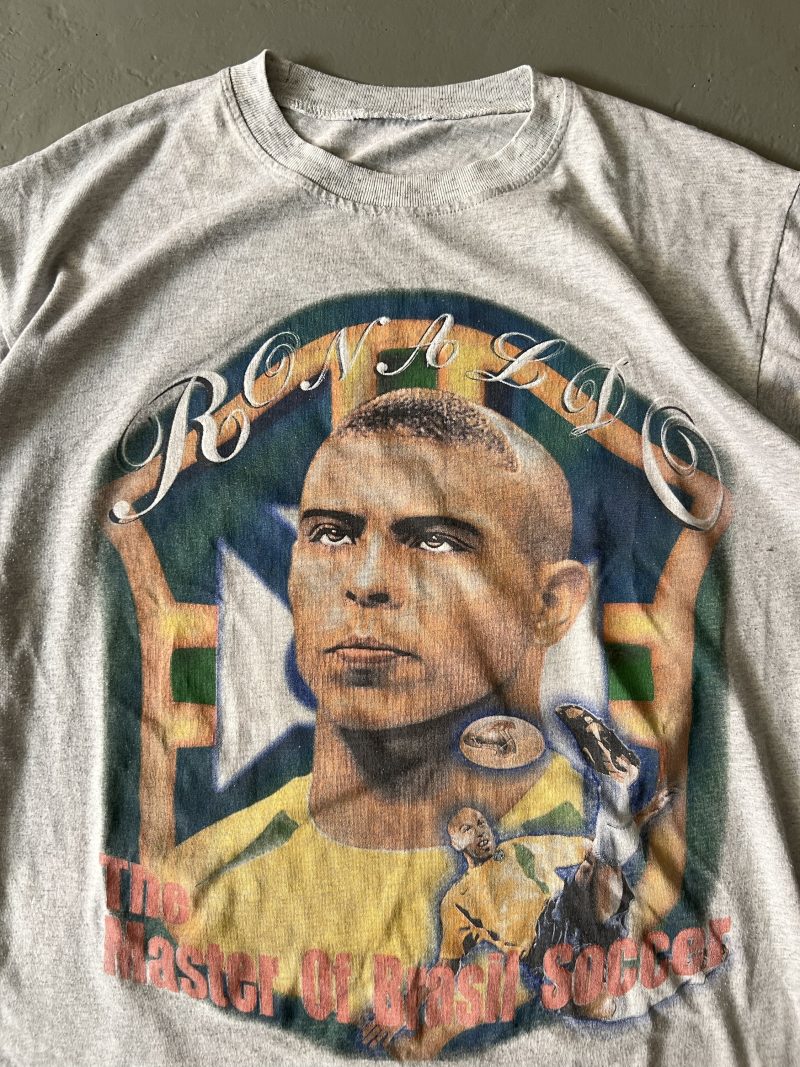 "El Fenómeno" Ronaldo - Image 3